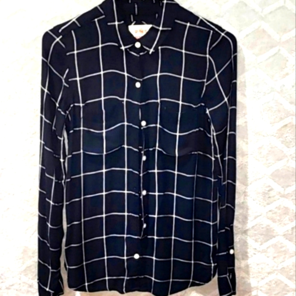 SO Perfect Shirt Long Sleeve Button Up
